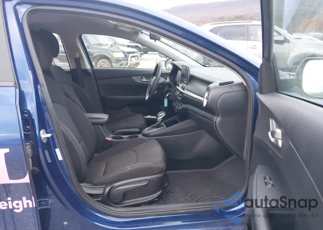 3KPF24AD1ME333205: 43658641