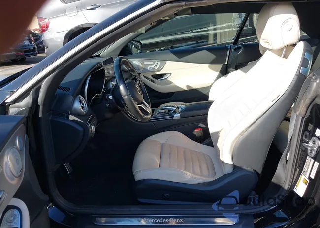 W1KWK8DB2MG049685: 43657900