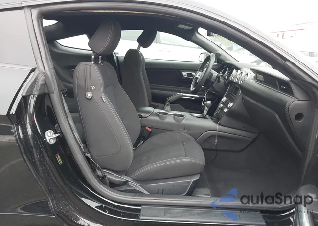 1FA6P8THXM5147575: 43658177