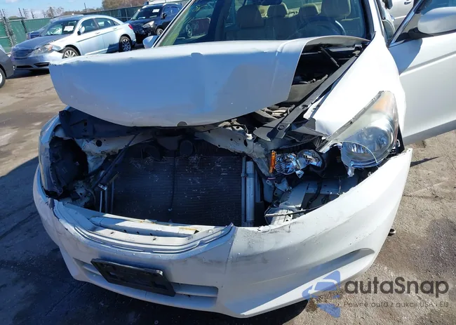 1HGCP3F87CA005798: 43659266