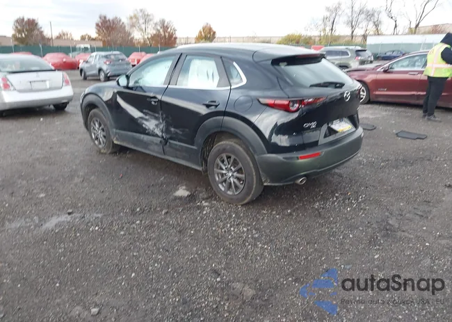 3MVDMBAM8PM519323: 43659390