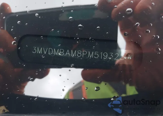 3MVDMBAM8PM519323: 43659390