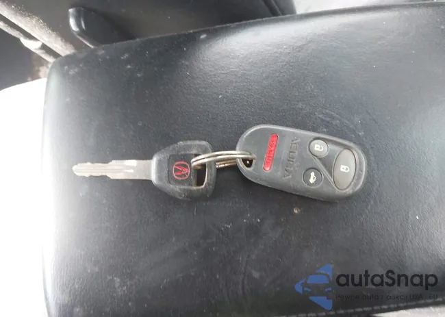 JH4KA9652YC014830: 43658820