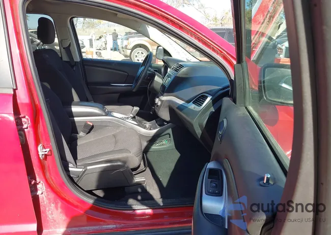 3C4PDDBG0HT512277: 43659021