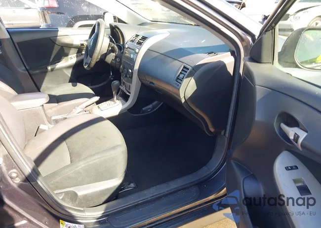 2T1BU4EE1AC320668: 43660228