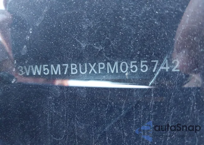 3VW5M7BUXPM055742: 43660287