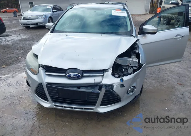 1FADP3N27DL380103: 43660309