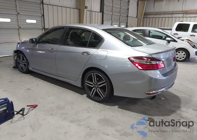 1HGCR2F51GA047674: 43660311