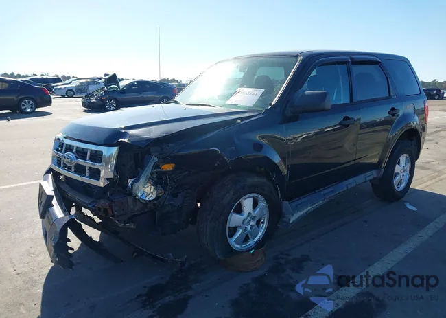 1FMCU9C77CKC70586: 43660464