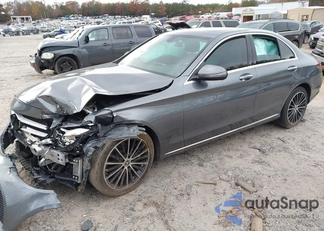 W1KWF8DB9MR641061: 43659824