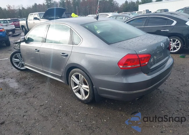 1VWBT7A38FC121204: 43659875