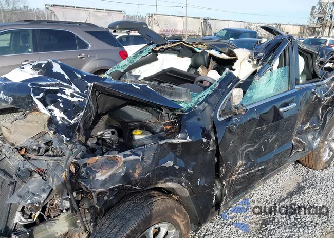 1C4RJEBGXGC352197: 43660100