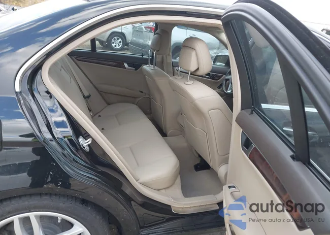 WDDGF4HBXCA636231: 43661212