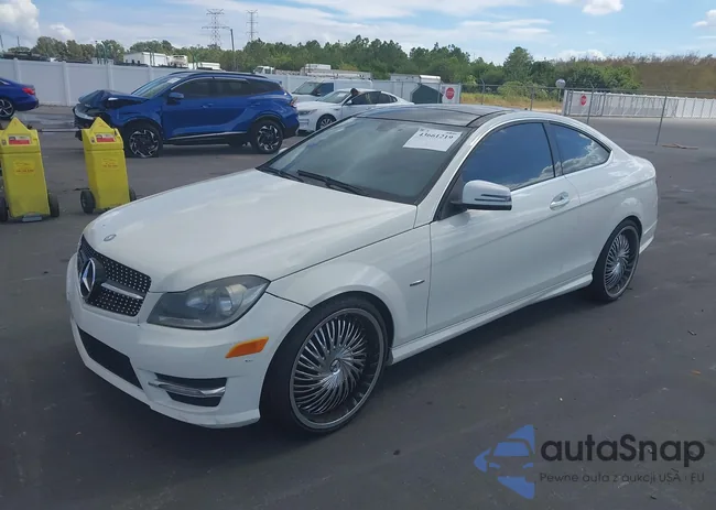 WDDGJ4HB6CF776732: 43661219