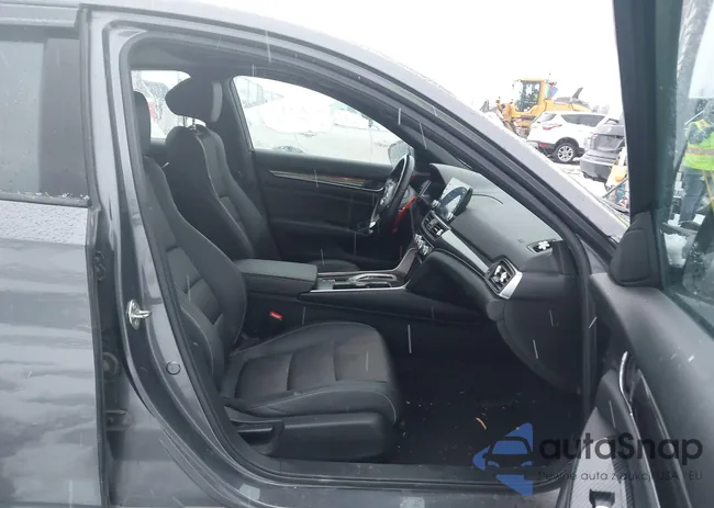 1HGCV2F35KA003079: 43661511