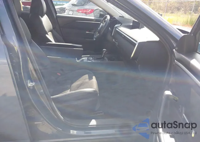 7MMVABDM3RN196530: 43661588