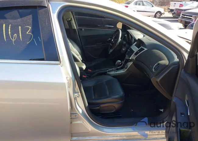 1G1PE5SB1F7258807: 43661613