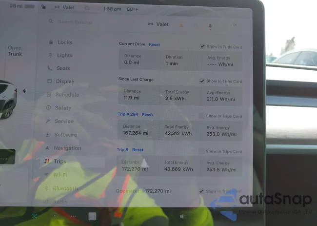 5YJYGDEE0MF161210: 43661675