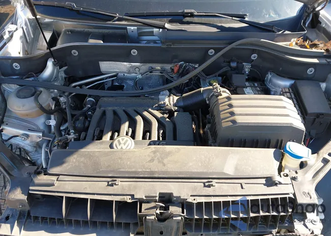 1V2LR2CA5JC551557: 43660824