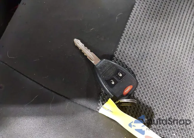 1C4NJDBB5HD143216: 43660950