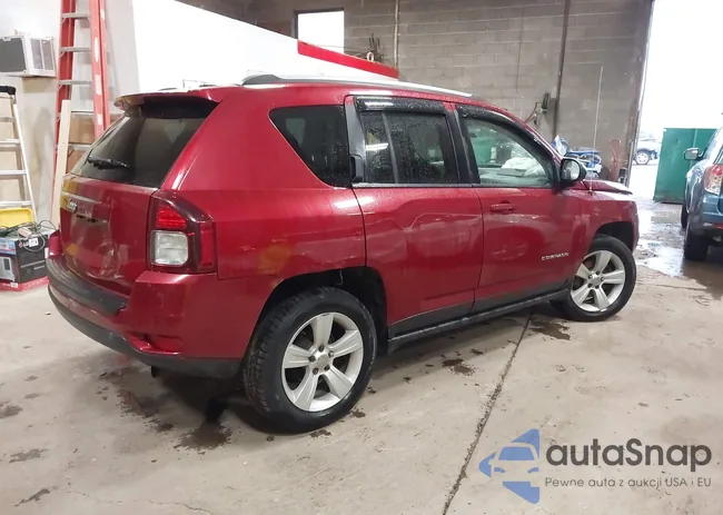 1C4NJDBB5HD143216: 43660950