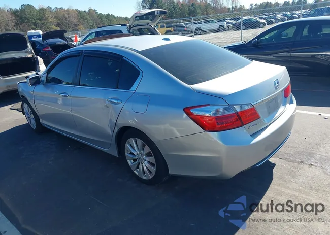 1HGCR2F86DA136582: 43660975