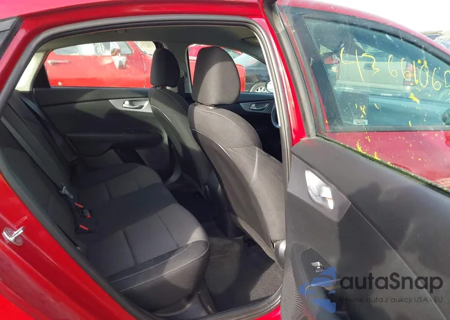 3KPF24AD2NE490095: 43661065