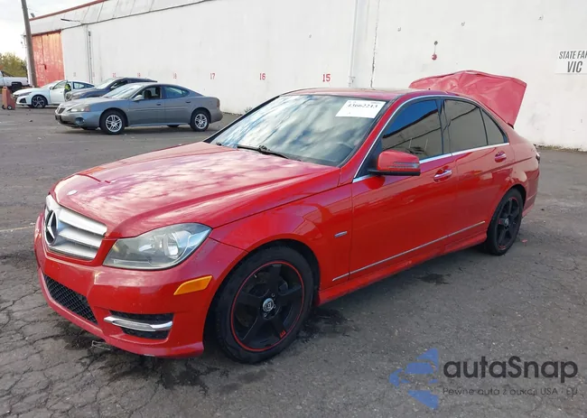 WDDGF4HB1CR215032: 43662213