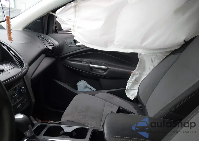 1FMCU0GD6HUE45708: 43662349