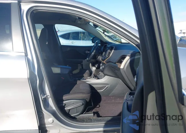 1C4PJLCB5HW644399: 43662374