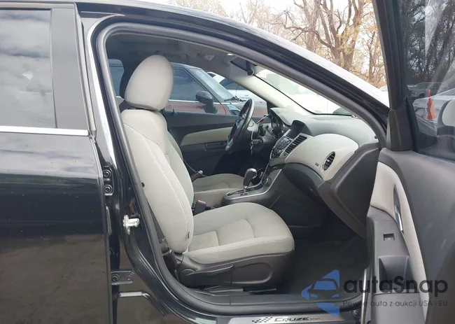 1G1PC5SBXD7155548: 43662645