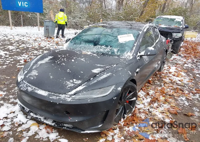 5YJ3E1ET0RF835537: 43662908