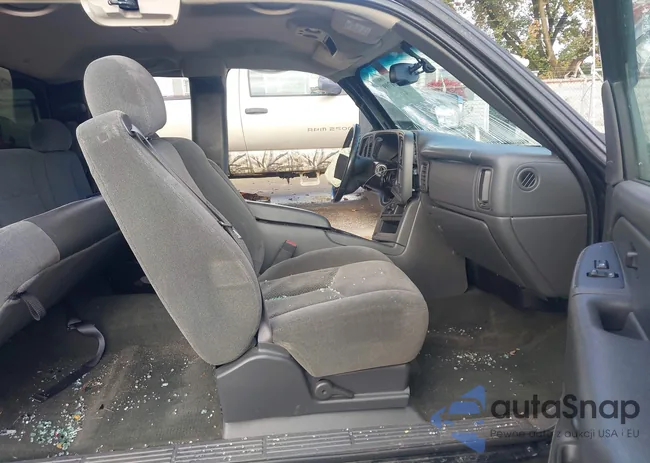 1GCEC19TX5Z137997: 43664709