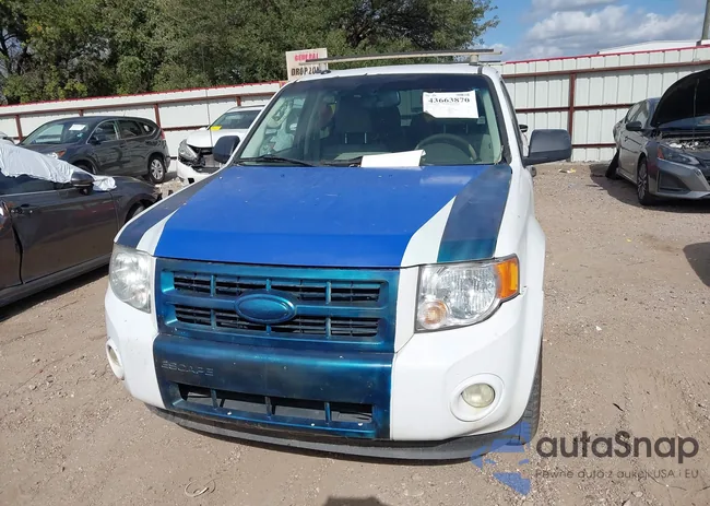 1FMCU4K38AKD22273: 43663870