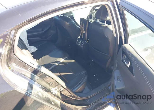 1N4AA6CV3LC361680: 43663874