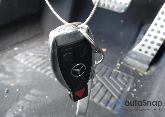 WDDGF8AB0DG144324: 43663900