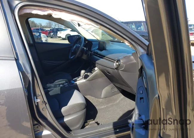 3MYDLBYV9KY520146: 43665175