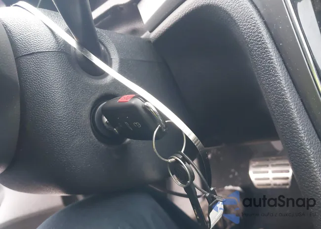 1VWDT7A32HC060315: 43665400