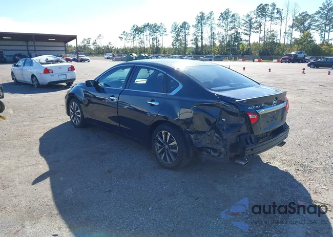 1N4AL3AP5GC260062: 43665404