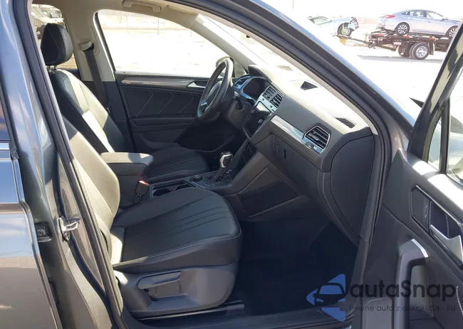 3VVMB7AX9RM063772: 43665592