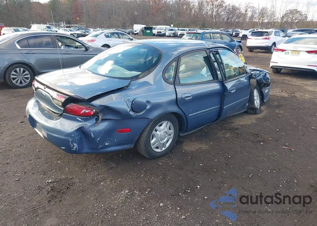 1FAFP52U1XG306070: 43664826