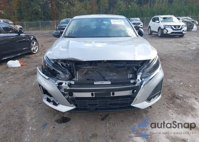 1N4BL4DV9SN366242: 43666221