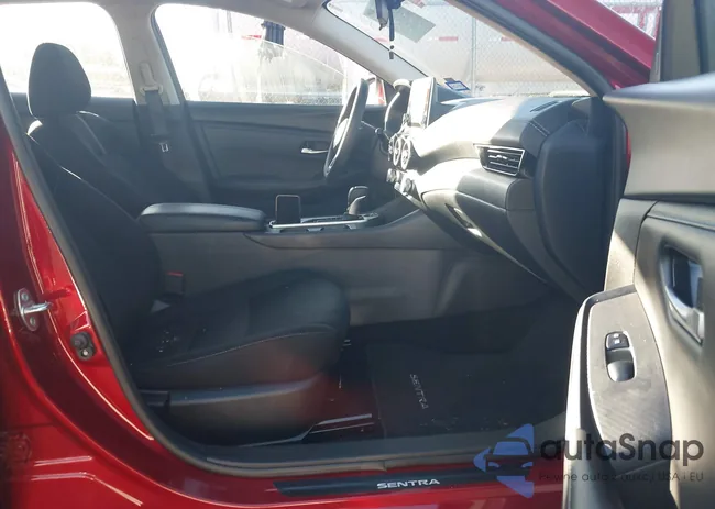 3N1AB8CV4RY204729: 43666247