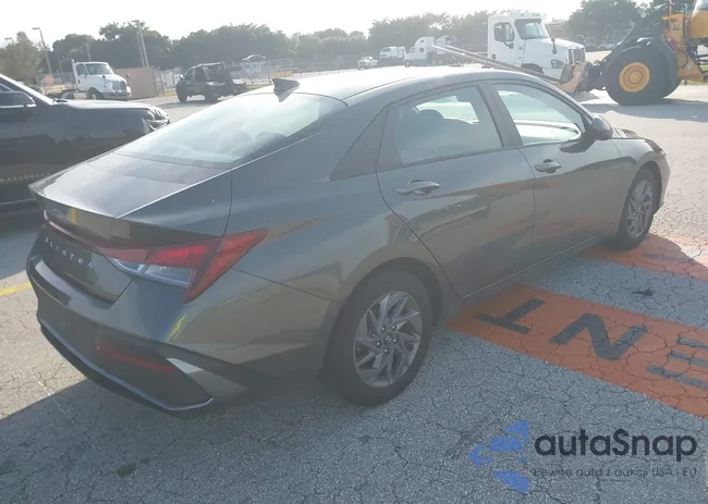 KMHLM4DG5RU650928: 43666411