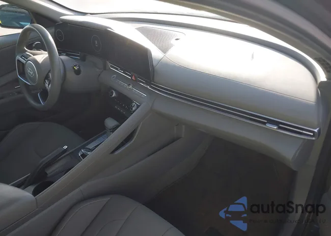 KMHLM4DG5RU650928: 43666411