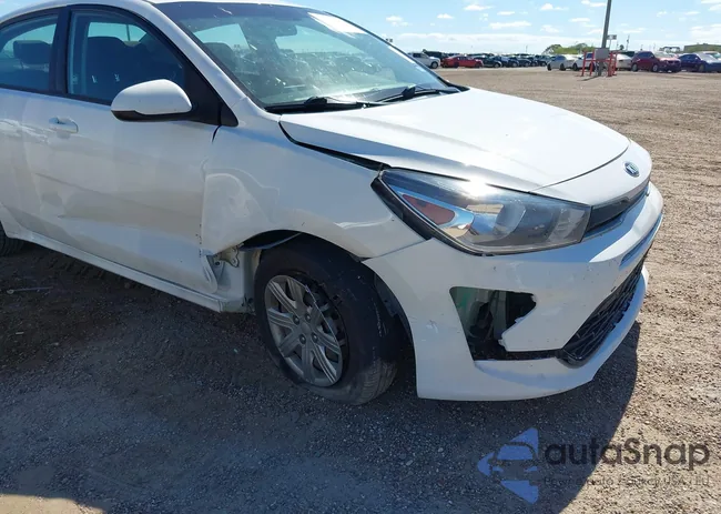 3KPA24AD6ME365027: 43665871