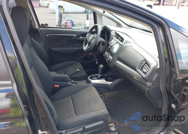 3HGGK5H86JM716112: 43667366