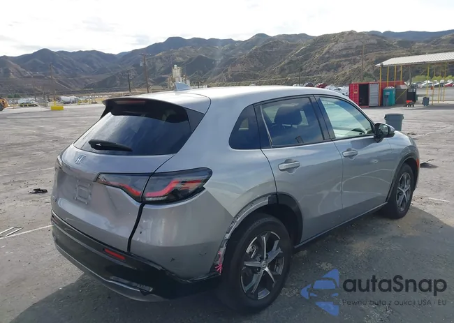 3CZRZ1H71RM761144: 43667378