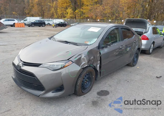 2T1BURHE9JC099877: 43666812