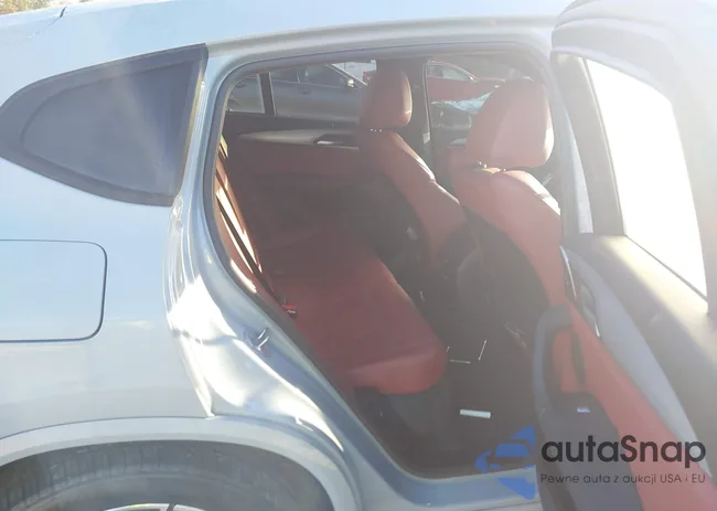 5UX33DT09P9P11689: 43666968